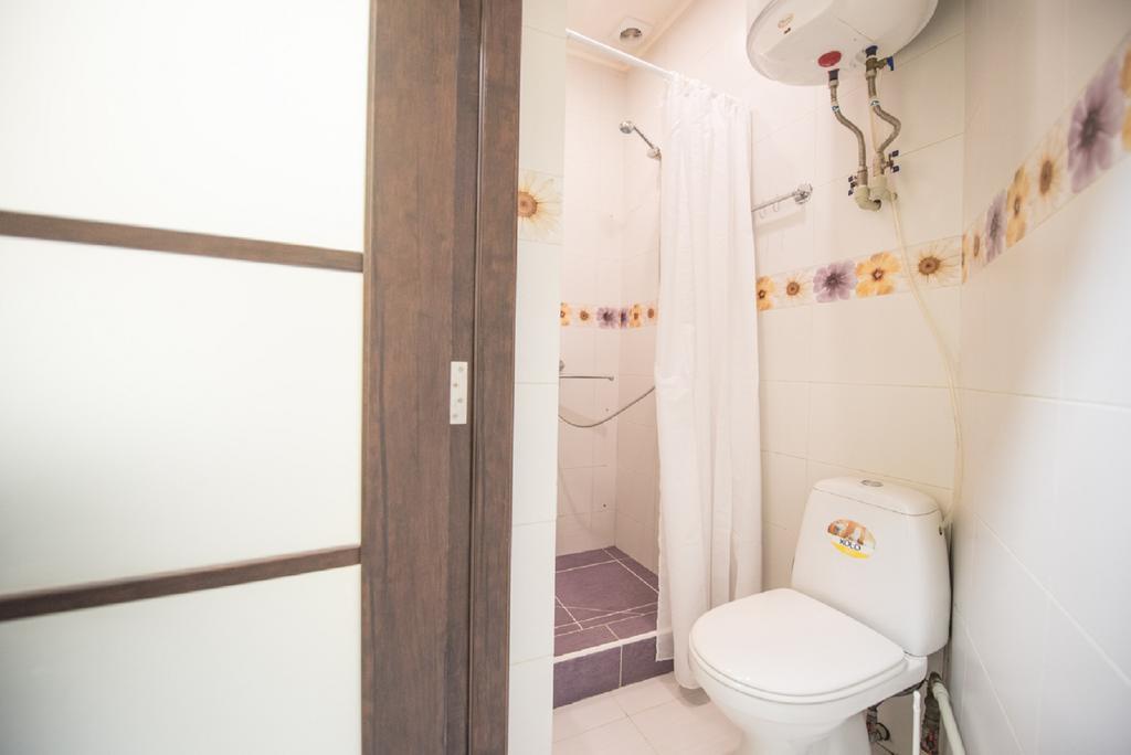 Studio Ember At Maidan Konstytutsii Kharkiv Bagian luar foto